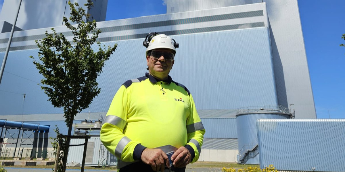 Piotr’s Career Journey: Electrician to Supervisor